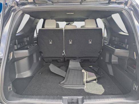 Used 2025 Toyota 4Runner SR5 image 19