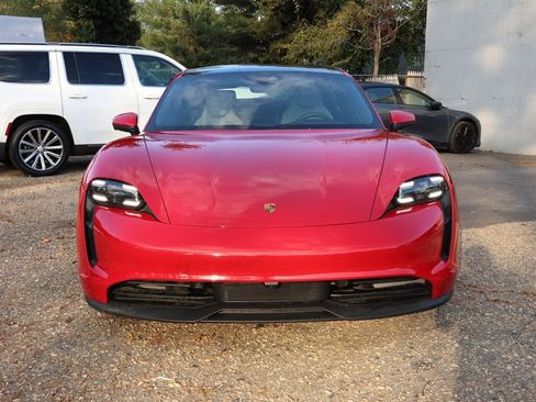 Used 2024 Porsche Taycan 4S image 8