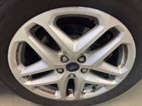 Used 2013 Ford Fusion SE FWD image 34