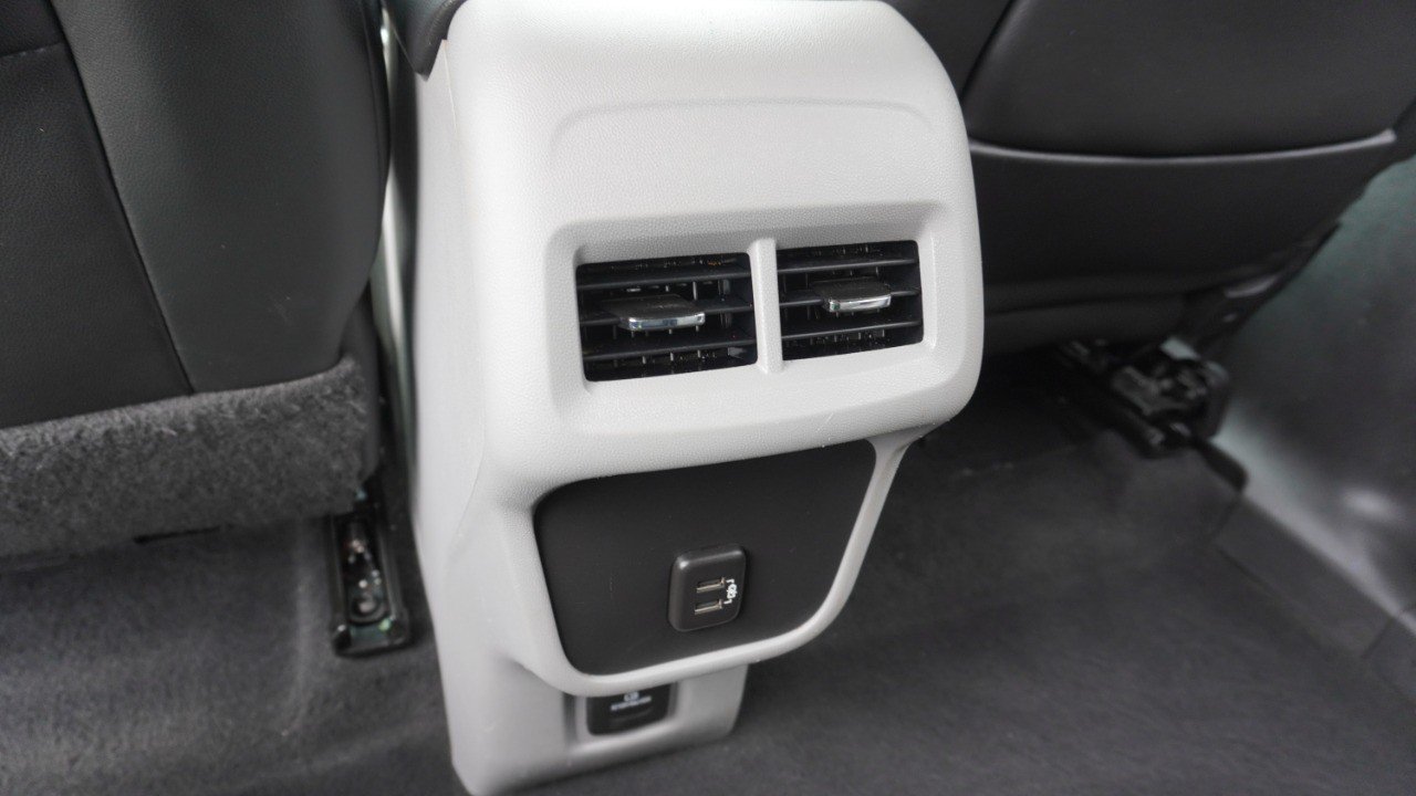 Used 2020 GMC Terrain SLT w/ Preferred Package FWD image 31