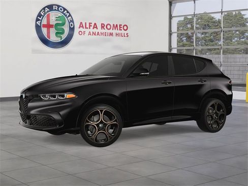 New 2025 Alfa Romeo Tonale image 2