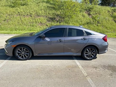 Used 2020 Honda Civic EX image 2