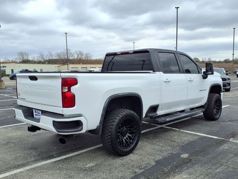 Used 2024 Chevrolet Silverado 2500 LT image 7