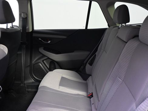 Used 2022 Subaru Outback Premium image 21