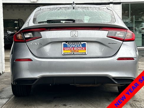 Used 2023 Honda Civic Sport image 5