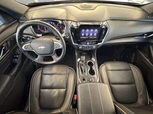 Used 2023 Chevrolet Traverse Premier w/ LPO, Floor Liner Package AWD/4WD image 20