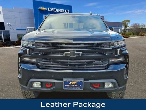 Used 2020 Chevrolet Silverado 1500 LT Trail Boss image 3