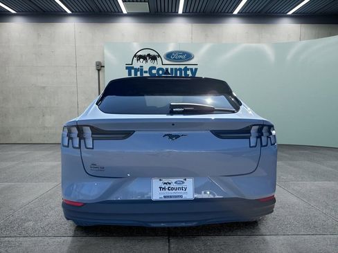 Used 2025 Ford Mustang Mach-E Premium image 6