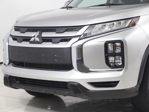 Used 2025 Mitsubishi Outlander Sport AWD image 41