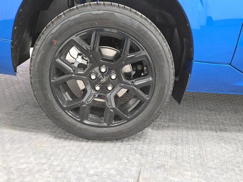 New 2026 Ford Maverick Lobo AWD/4WD image 28