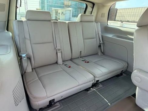 Used 2013 Chevrolet Tahoe LTZ image 24