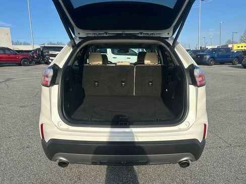 Used 2020 Ford Edge SEL w/ Convenience Package image 18