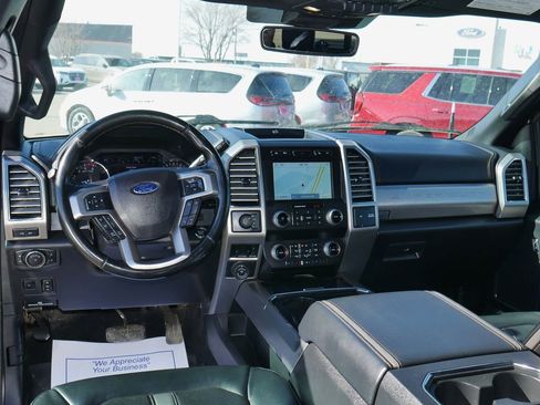 Used 2021 Ford F350 Platinum image 2