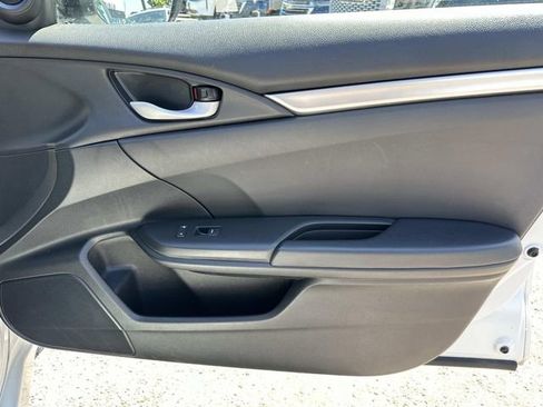 Used 2020 Honda Civic Sport image 8