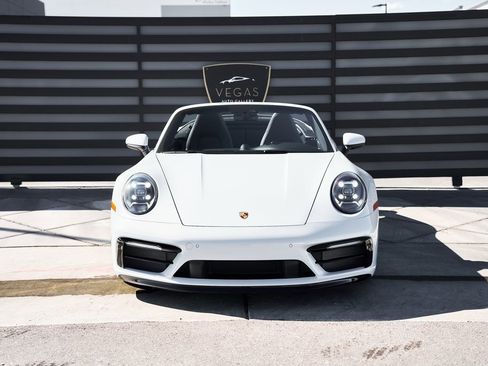 Used 2024 Porsche 911 Carrera 4S image 14