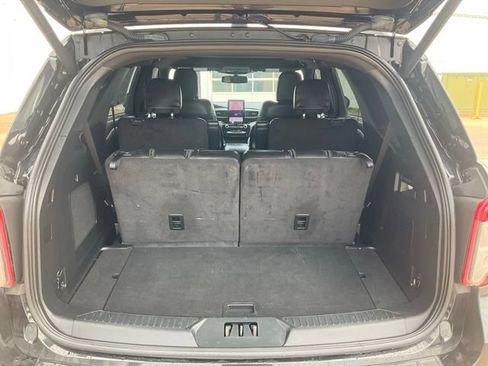 Used 2023 Ford Explorer ST w/ Equipment Group 401A AWD/4WD image 31
