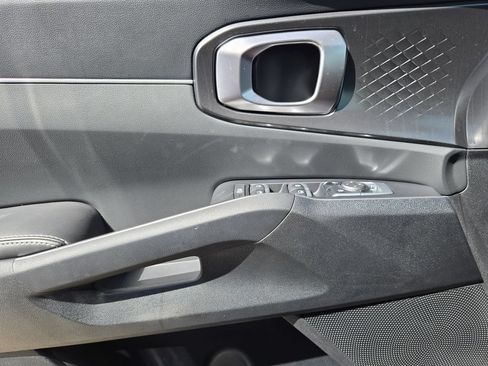 New 2026 Kia Sorento LX FWD image 16