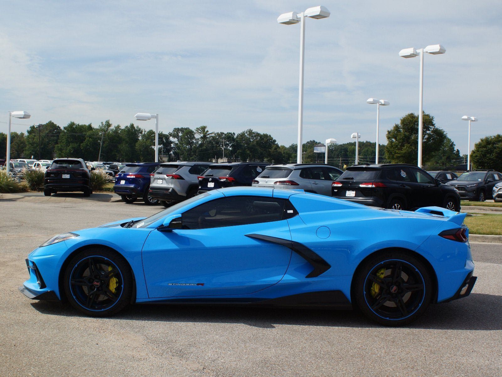 Used 2022 Chevrolet Corvette Stingray Premium Conv w/ Z51 Performance Package RWD image 5