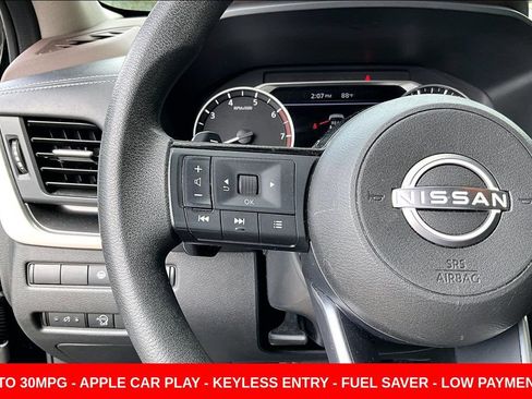 Used 2023 Nissan Rogue SV AWD/4WD image 11