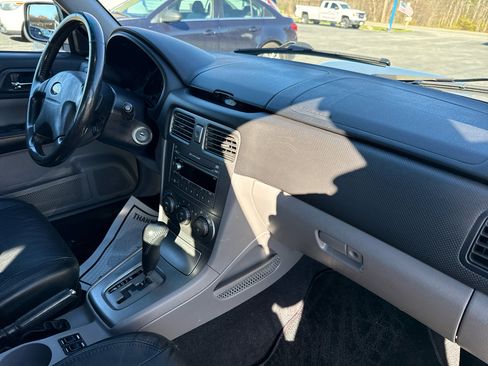 Used 2004 Subaru Forester 2.5XT image 24