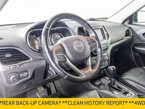 Used 2019 Jeep Cherokee Latitude Plus w/ Cold Weather Group image 5