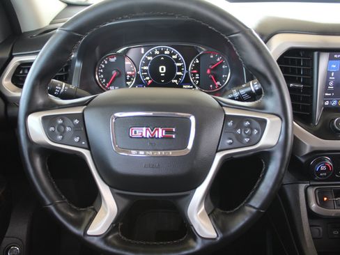 Used 2023 GMC Acadia Denali w/ Denali Technology Package AWD/4WD image 28