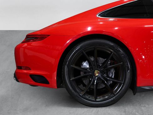 Used 2019 Porsche 911 Carrera 4 AWD/4WD image 24
