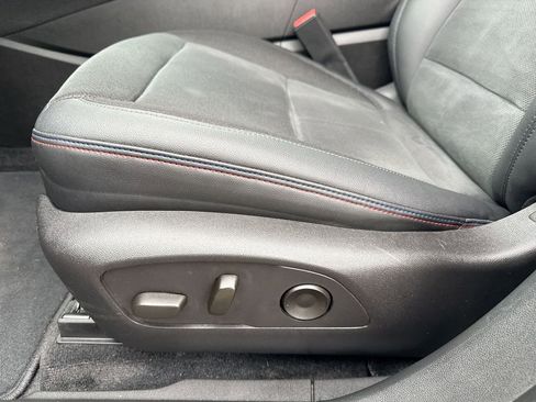 Certified 2024 Chevrolet Blazer EV RS image 12