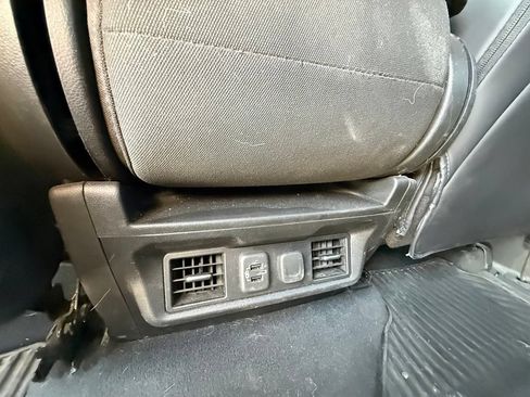 Used 2021 Chevrolet Silverado 1500 LT w/ Texas Edition Plus RWD image 17