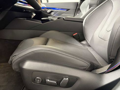 New 2026 BMW M5 w/ Executive Package image 12