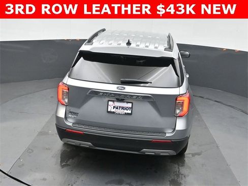 Used 2024 Ford Explorer XLT w/ Equipment Group 202A image 32