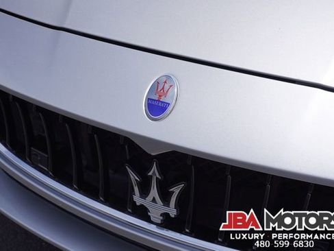 Used 2015 Maserati Ghibli image 35