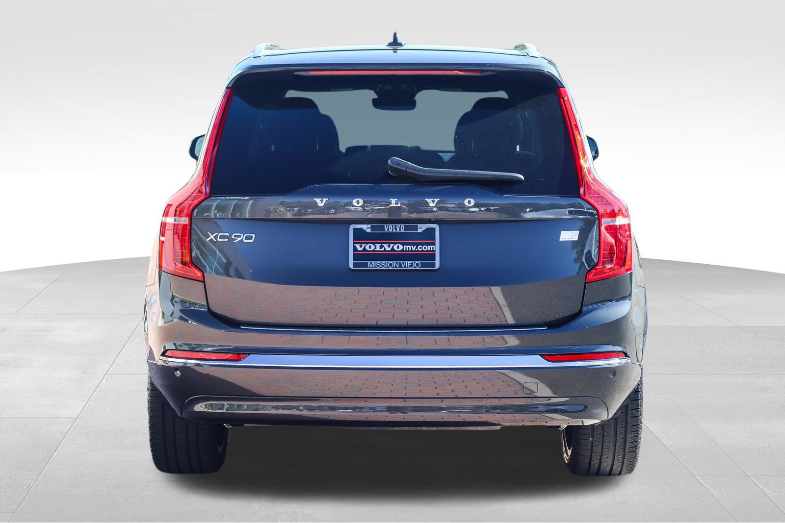 Used 2024 Volvo XC90 T8 Core w/ Protection Package Premier AWD/4WD image 7