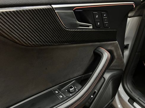 Used 2019 Audi RS 5 w/ Black Optic Carbon Package image 25