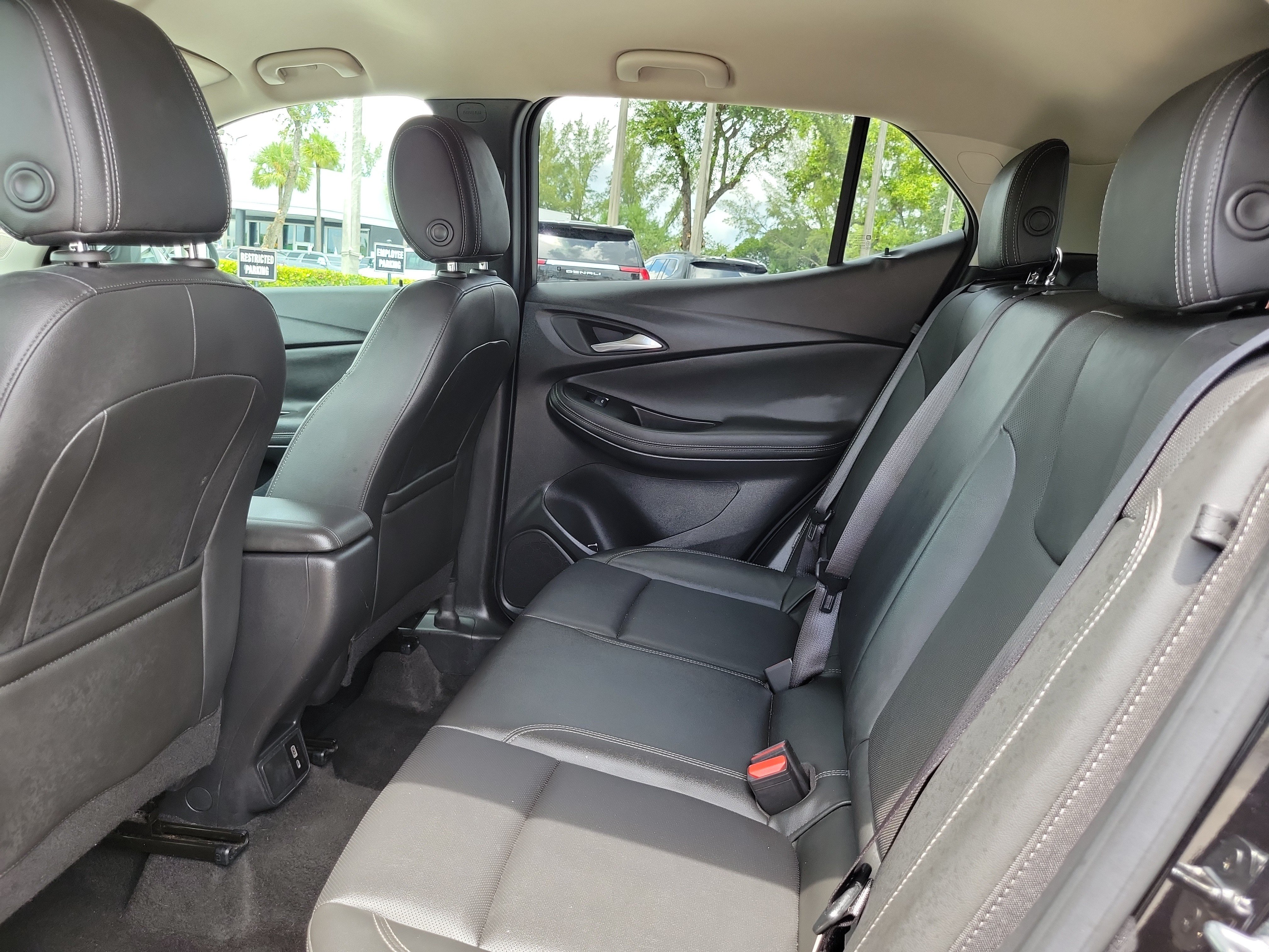 Used 2024 Buick Encore GX Sport Touring AWD/4WD image 12
