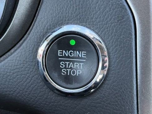 Certified 2017 Ford Fusion SE w/ Equipment Group 201A image 15