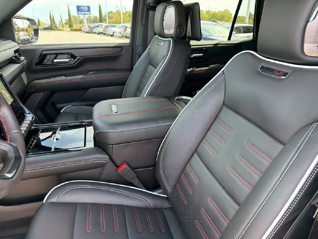 Used 2026 GMC Yukon AT4 Ultimate AWD/4WD image 19