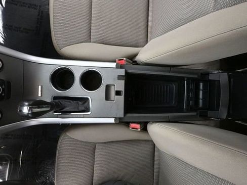 Used 2013 Ford Edge SEL image 28