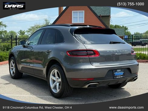 Used 2018 Porsche Macan AWD/4WD image 7