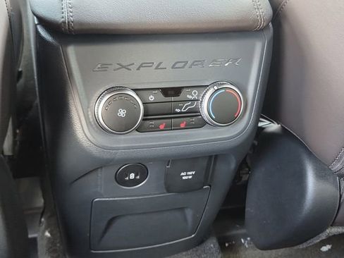 New 2026 Ford Explorer Platinum image 18