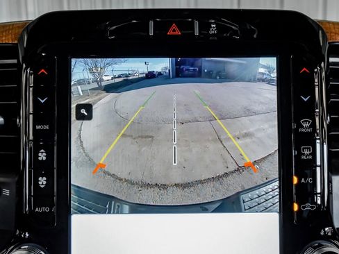 Used 2024 RAM 2500 Limited image 21