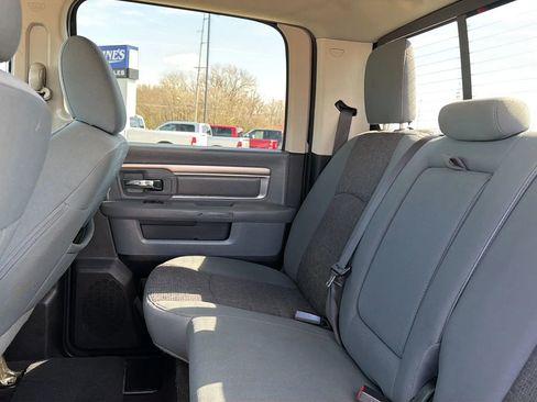 Used 2018 RAM 3500 Big Horn image 42