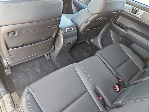 Used 2025 Hyundai Santa Fe SEL image 18