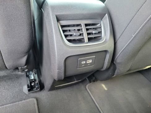 Used 2025 Chevrolet Blazer LT FWD image 13