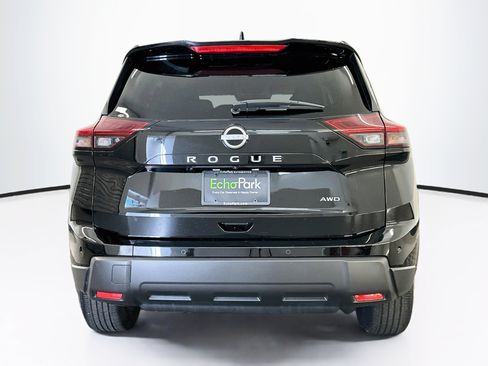 Used 2026 Nissan Rogue SV AWD/4WD image 7
