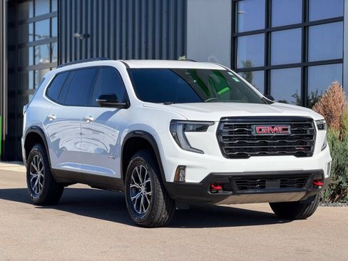 Used 2024 GMC Acadia AT4 w/ Luxury Package AWD/4WD image 4