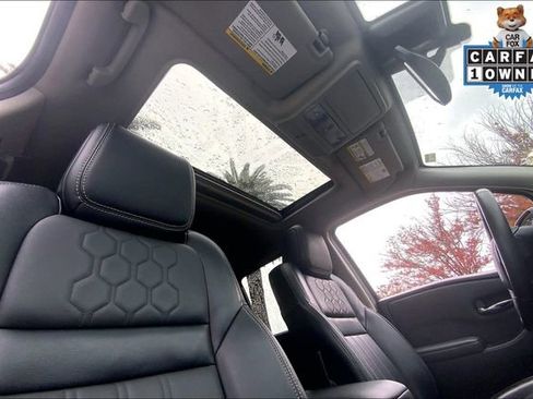 Used 2023 Nissan Frontier SV w/ SV Premium Package image 21