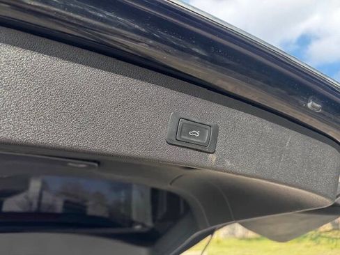 Used 2016 Audi Q5 2.0T Premium Plus image 16