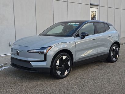 New 2026 Volvo EX30 Plus w/ Climate Package