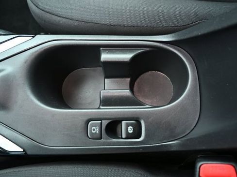 Used 2023 Toyota Corolla LE image 23